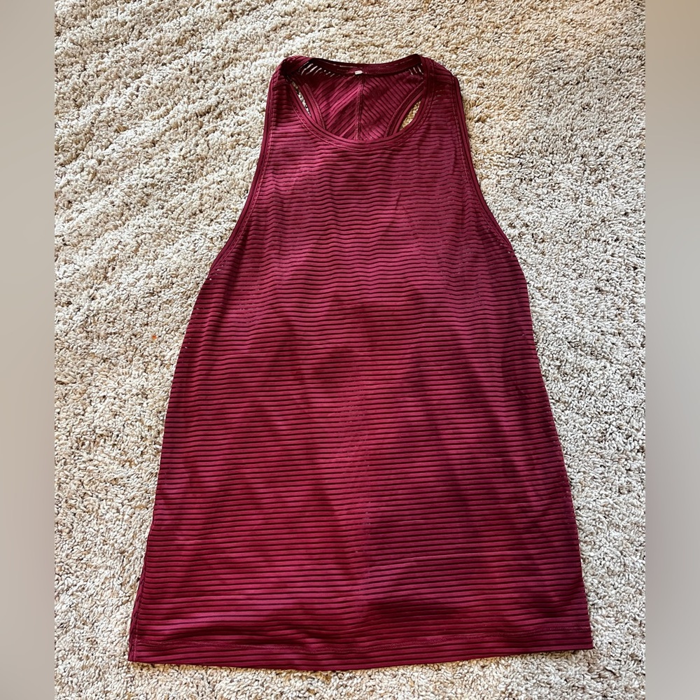 Lululemon tank